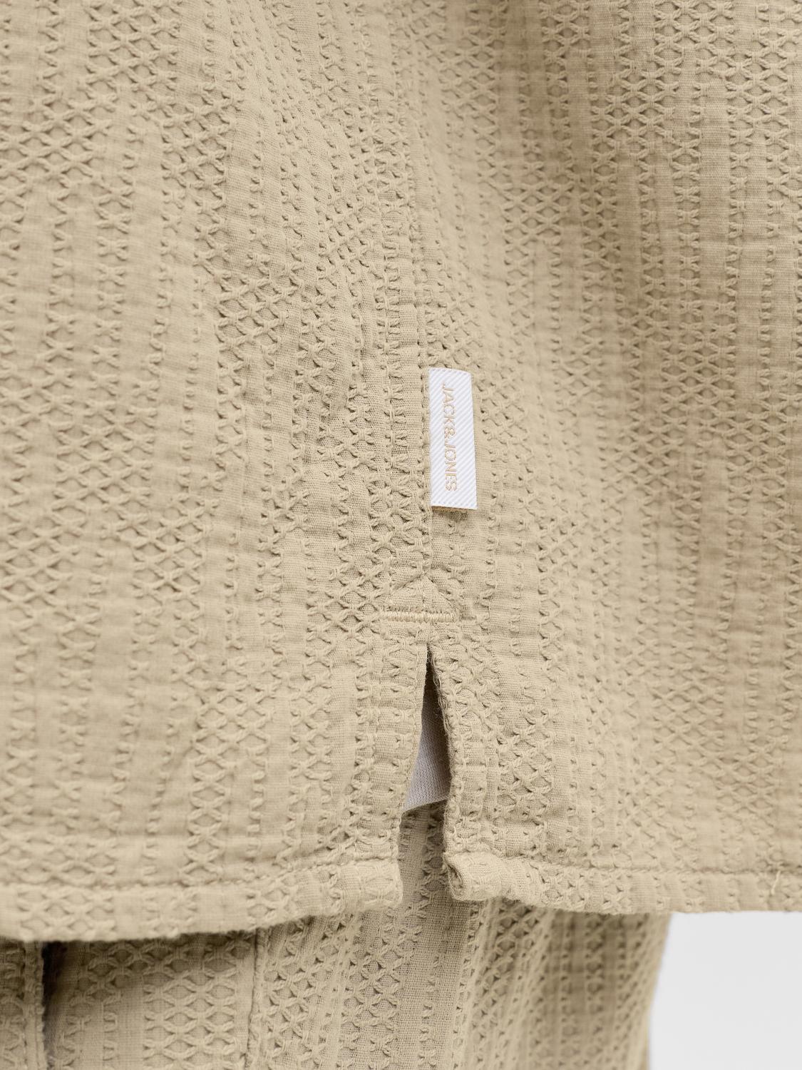 model_shot-detail
